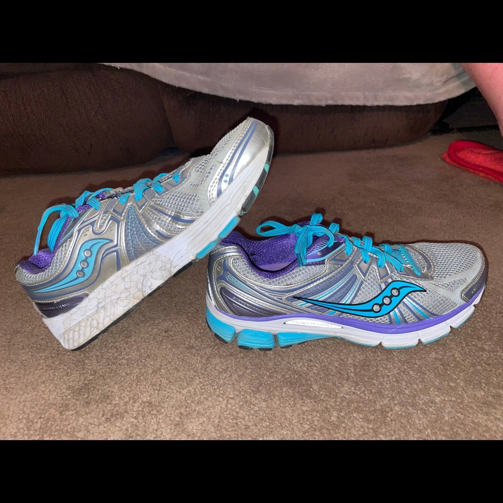 Women’s Saucony Omni 13 Running Shoes